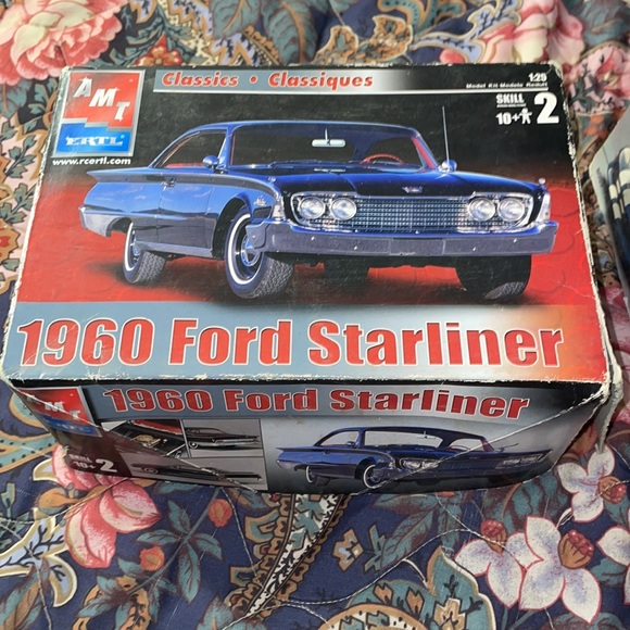 Vintage Classic model car kits - Picture 2 of 4